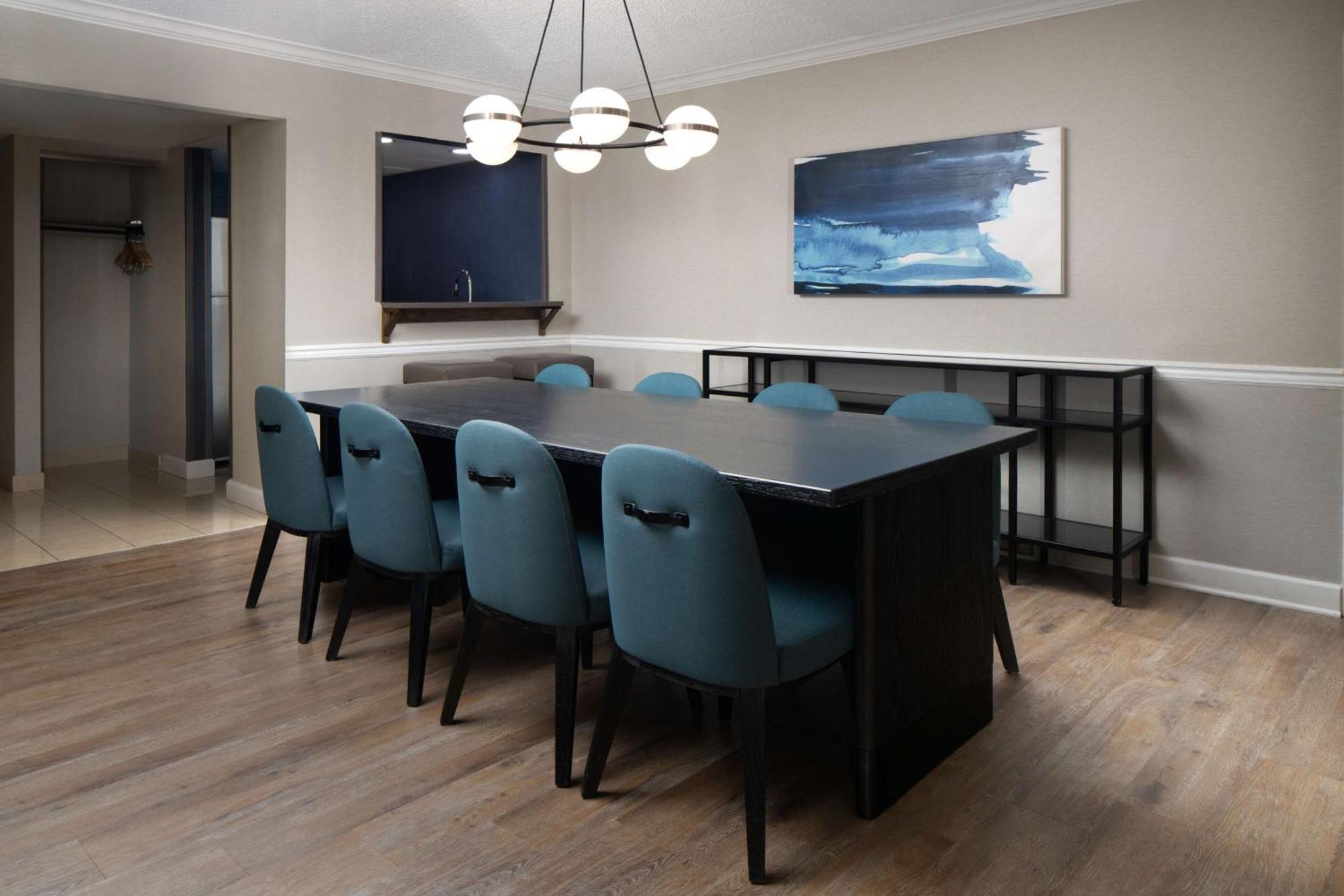 Doubletree By Hilton Baltimore North Пайксвил Екстериор снимка