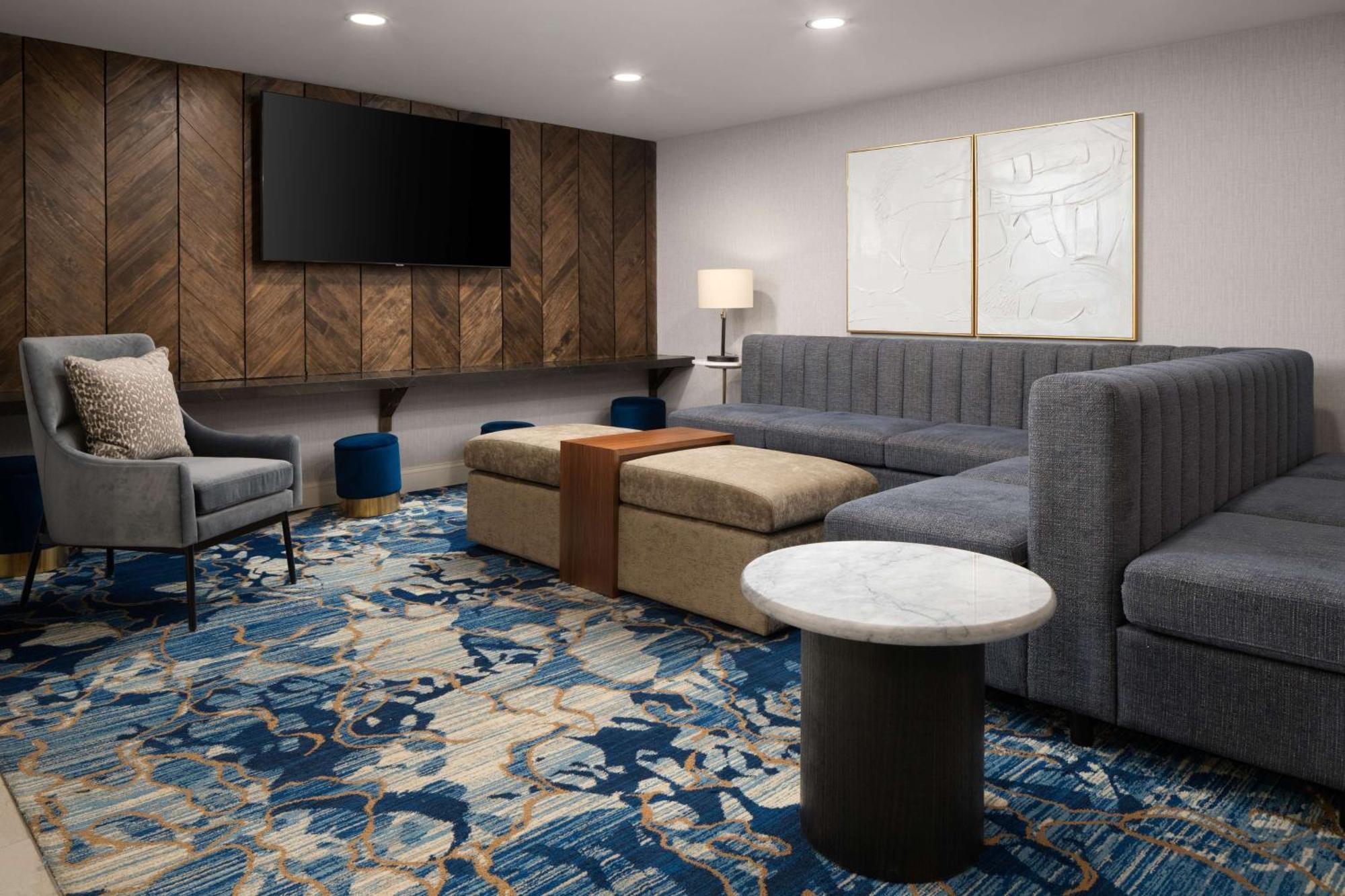 Doubletree By Hilton Baltimore North Пайксвил Екстериор снимка
